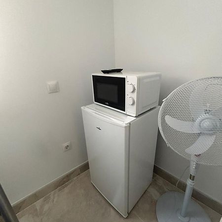 Habitacion Doble O Compartida Con Bano Privado En El Centro De Madrid Esterno foto